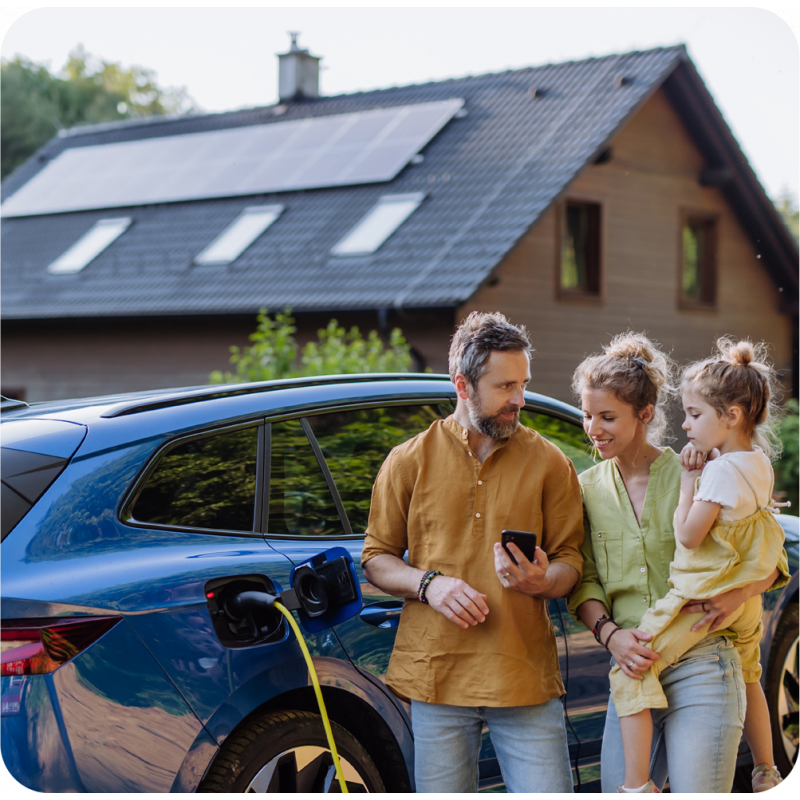 Recharger sa voiture grâce au soleil, on vous dit tout